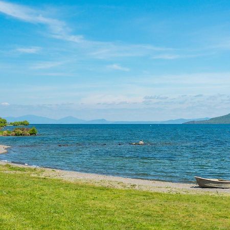 Lakeview Cottage - Rainbow Point Holiday Home Taupo Exterior foto
