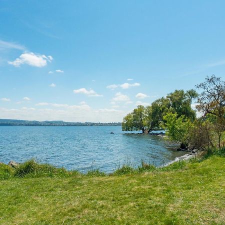 Lakeview Cottage - Rainbow Point Holiday Home Taupo Exterior foto
