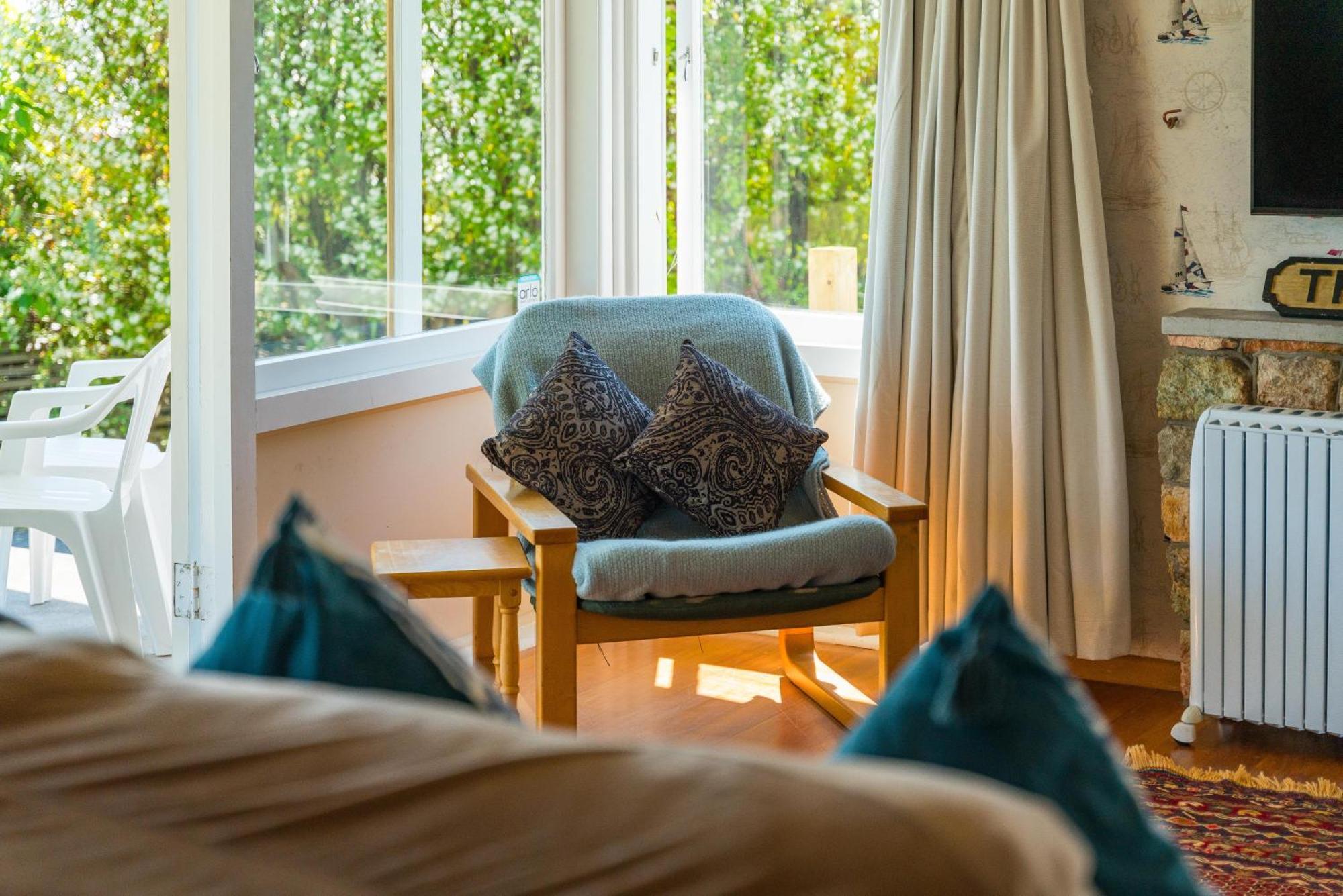 Lakeview Cottage - Rainbow Point Holiday Home Taupo Exterior foto